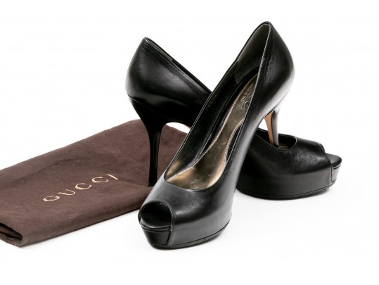 Gucci Fabulous Black Leather Peep Toe Platform Pumps, Size 37
