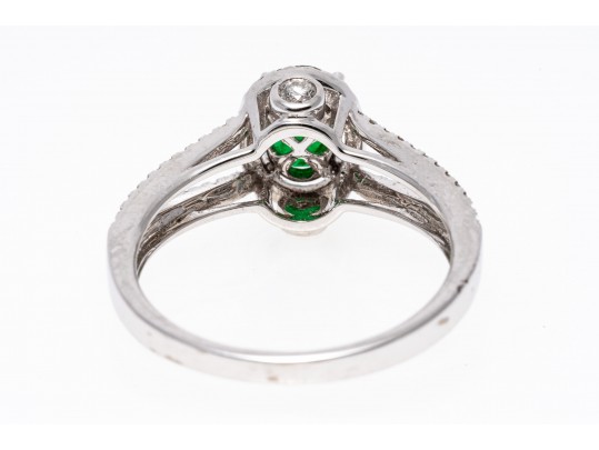 14K White Gold Emerald And Diamond Contemporary Ring, Size 7+