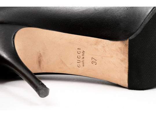 Gucci Fabulous Black Leather Peep Toe Platform Pumps, Size 37