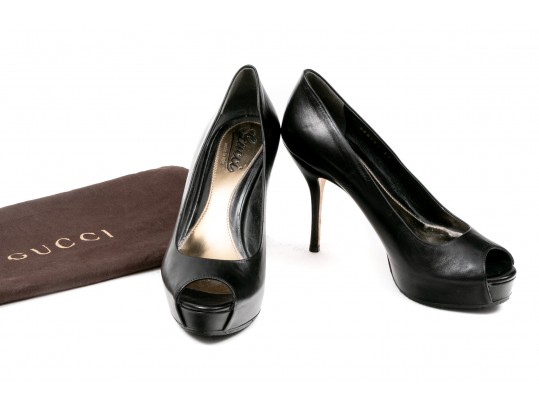 Gucci Fabulous Black Leather Peep Toe Platform Pumps, Size 37