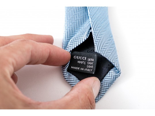 Gucci Striking Light Blue Silk Tie