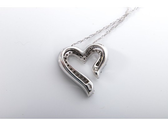 10k White Gold Diamond And Black Moissanite Pendant Necklace