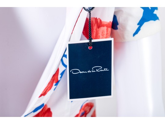Oscar De La Renta White, Red, And Blue Floral Dress - With Tags