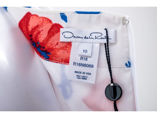 Oscar De La Renta White, Red, And Blue Floral Dress - With Tags