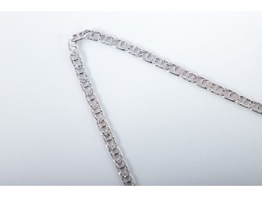 18k White Gold Moissanite Pendant Necklace