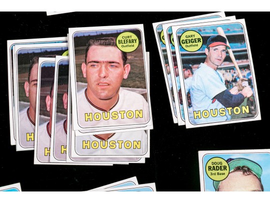 [90] 1969 Topps Houston Baseball Cards, G-NMT