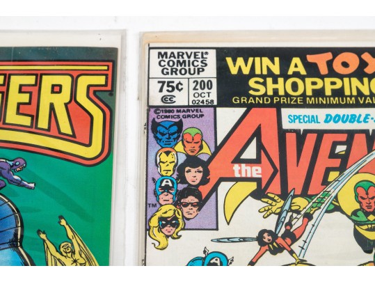 Avengers And X-Men Vintage Comic Book Collection: 49 Pieces