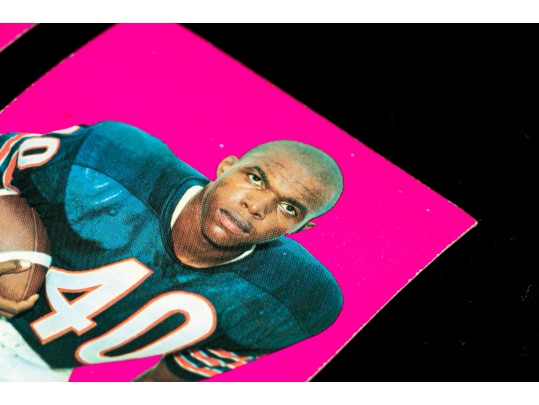 Five 1969 Topps Gale Sayers Football Cards