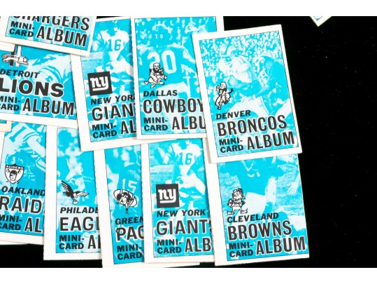 1969 Topps Mini-card Albums [79 Albums]