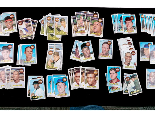 [93] 1969 Topps Padres Cards, G-NMT