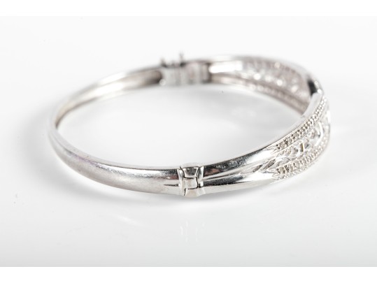 14k White Gold Moissanite Cuff Bracelet