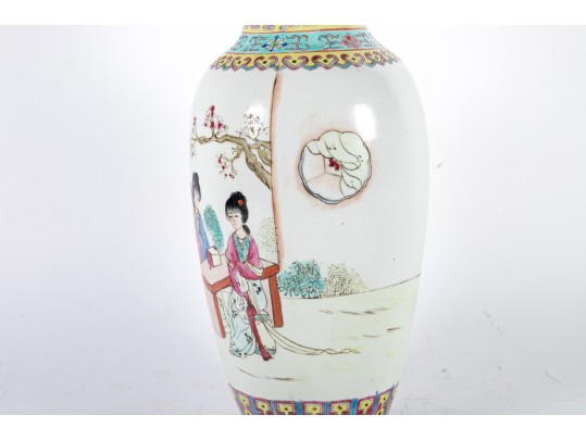 Chinese Porcelain Famille Rose Vase