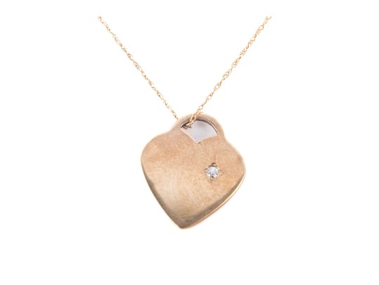 10k Yellow Gold Diamond Heart Pendant Necklace