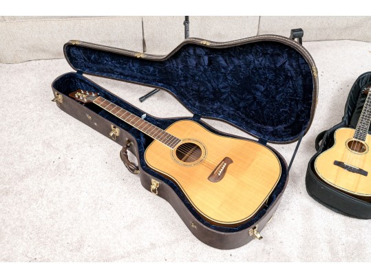 Gorgeous Guitar And Ukulele Duo