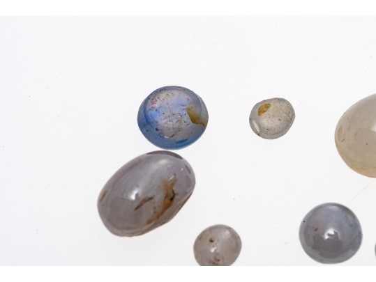 Loose Stones: Nine Sapphires, White To Pale Blue, 28.33 TCW
