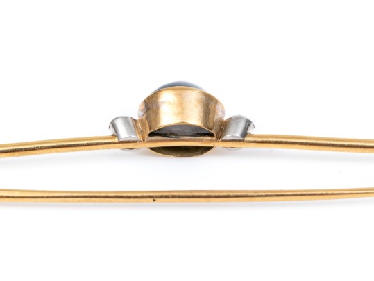 18k Yellow Gold Handsome Blue Star Sapphire And Diamond Kilt Pin