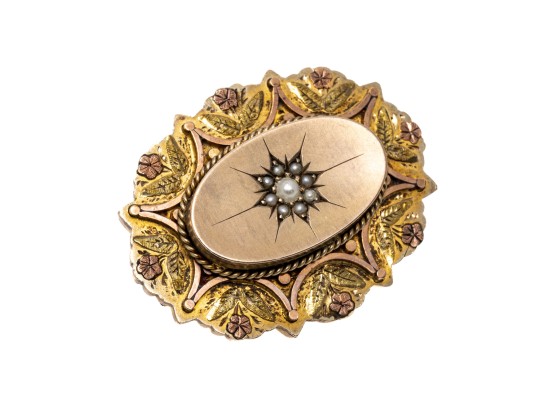 10k Yellow Gold Antique Victorian Scalloped Edge Mourners Brooch, Cultured Pearl Set