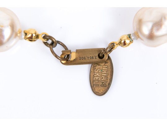 Miriam Haskell Fabulous Vintage Faux Pearl Choker Necklace