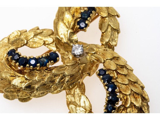 18k Yellow Gold Vintage Foliate Trefoil Patterned Diamond And Sapphire Brooch