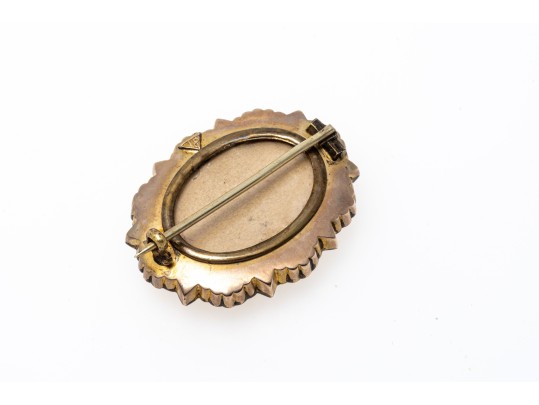 10k Yellow Gold Antique Victorian Scalloped Edge Mourners Brooch, Cultured Pearl Set