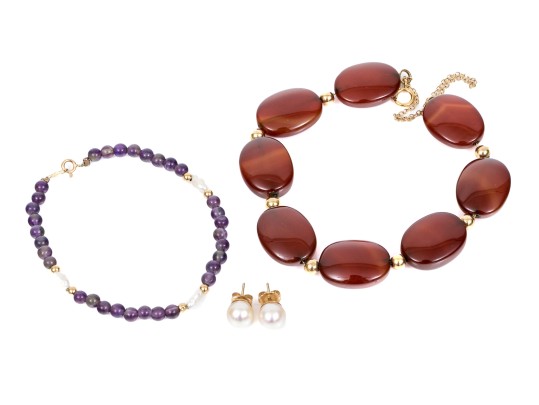 Lot Of Three Beaded Or Cultured Pearl Jewelry Pieces, Including Stud Earrings