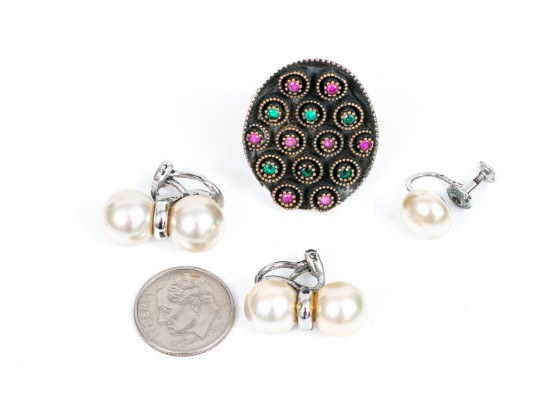 Lot Of Sterling Silver Jewelry Including A Ring And Faux Pearl Earrings