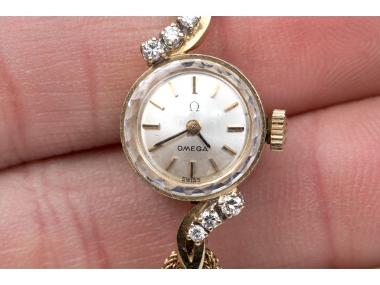 Omega Vintage Ultra Small Vintage 14k Yellow Gold And Diamond Mechanical Watch