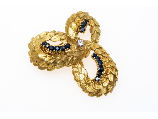 18k Yellow Gold Vintage Foliate Trefoil Patterned Diamond And Sapphire Brooch