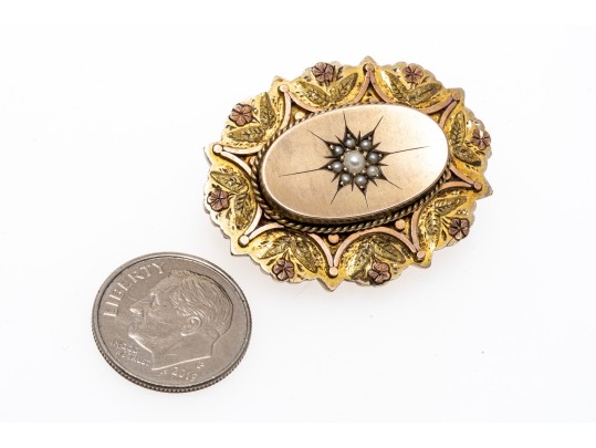 10k Yellow Gold Antique Victorian Scalloped Edge Mourners Brooch, Cultured Pearl Set