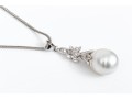 14K Whtie Gold Pearl And Diamond Drop Style Pendant Necklace