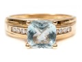 14K Stunning Aquamarine And Diamond Ring, Size 5.25
