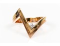 14k Yellow Gold Retro Zig Zag Ring, Set With A Round Faceted Diamond, Size 6.25