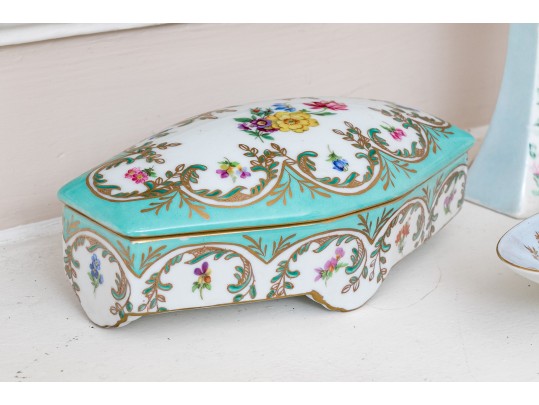 6pc Vintage Dresser Articles