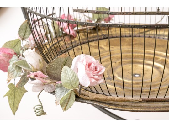 1950's Or Earlier Hendrix Dome Shaped Birdcage With Original Holder