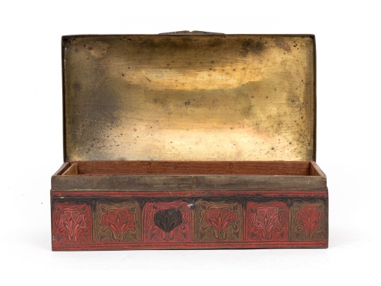 Fantastic Vintage Dresser Top Box With Ornate Designs