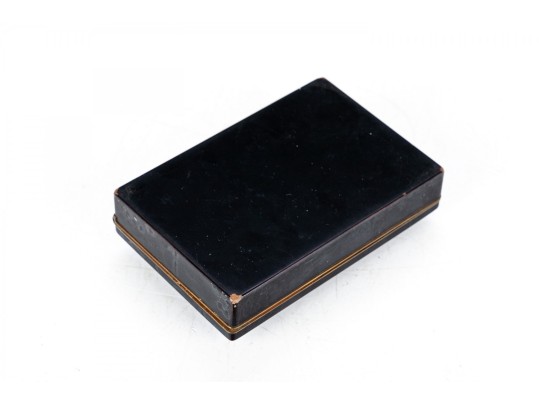 Japanese Yamanaka Box With Gorgeous Carved Chalcedony Flower