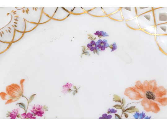 Collection Of Four Vintage Porcelain Pieces