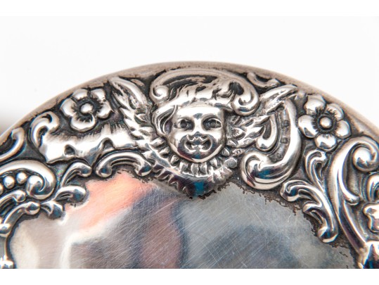 Bigelow & Kennard Beautiful Antique Sterling Silver Powder Jar, Cherub Motifs