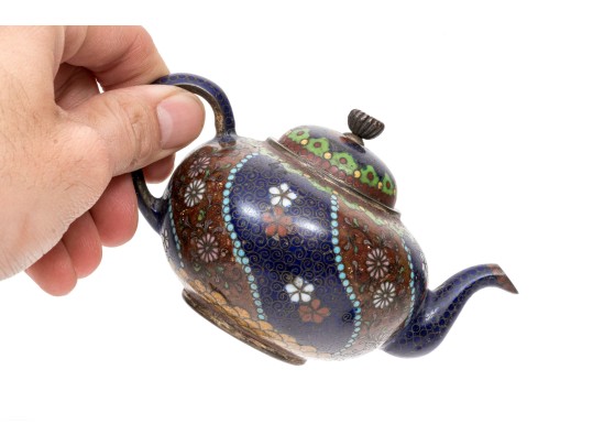 Lot Of Four Beautiful Diminutive Vintage Japanese And Chinese Cloisonne Pieces