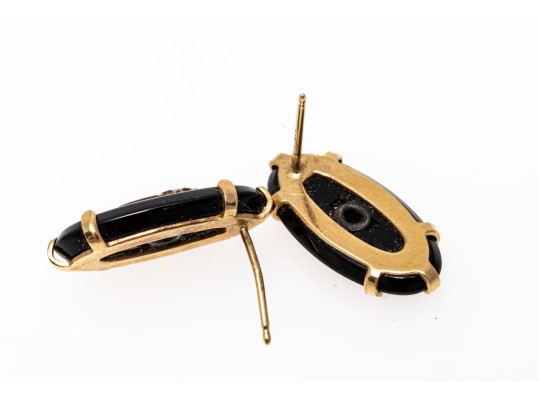 14k Yellow Gold Handsome Oval Black Onyx And Floral Motif Earrings