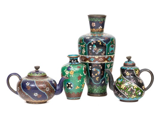 Lot Of Four Beautiful Diminutive Vintage Japanese And Chinese Cloisonne Pieces