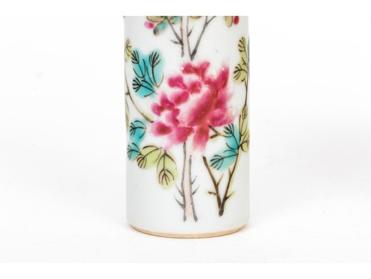 Lovely Famille Rose Cylindrical Vase With Zhadao Form Crane Vase
