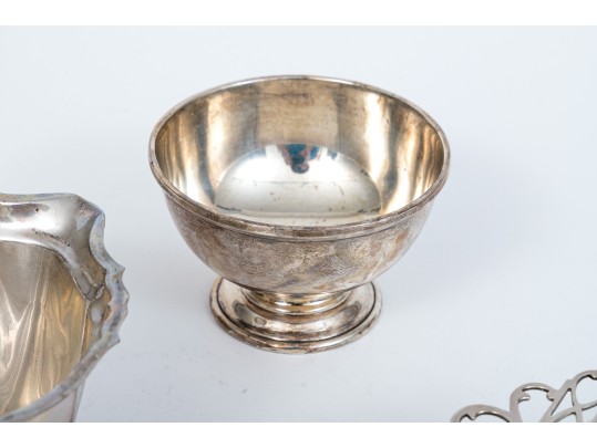 Sterling Silver Lot Of 3 Assorted Bowls, With And Without Handles