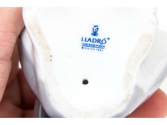 Charming Pair Of Lladro Figurines, Including A Winsome Cat And Shepherdess