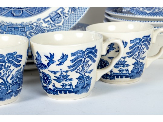 EIT English Blue Willow Dinnerware