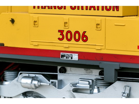 USA Trains Six Piece Train Set With Union Pacific SD40-2 Diesel Locomotive