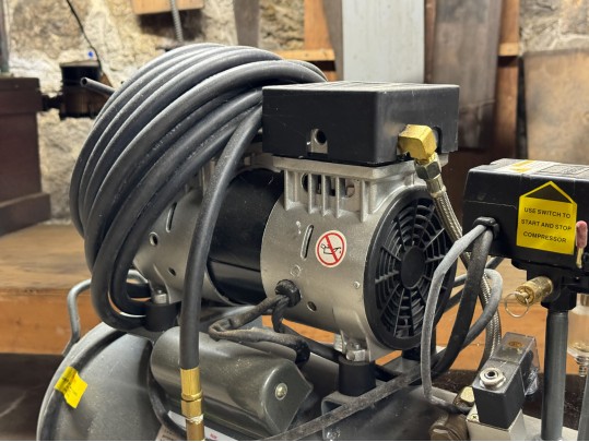 California Air Electric 1HP Air Compressor