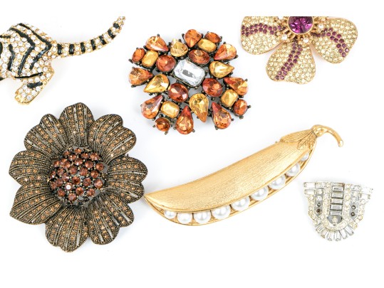 Handsome Lot Of Nicely Made Costume Jewelry, Including Ciner And Trifari