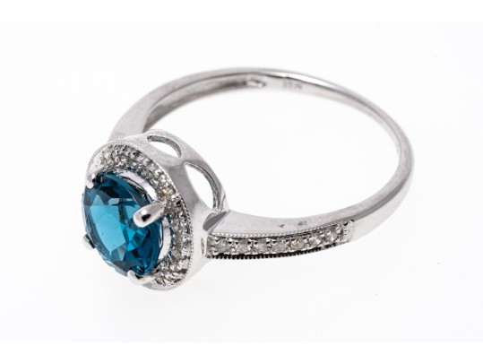 14K White Gold Beautiful London Blue Topaz & Diamond Halo RIng, Size 7