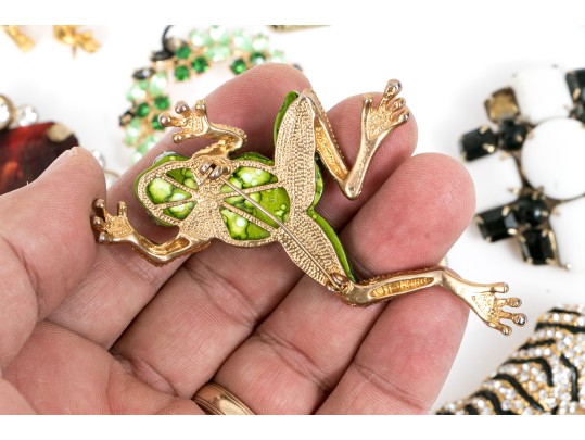 Handsome Lot Of Nicely Made Costume Jewelry, Including Ciner And Trifari